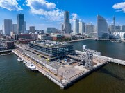 横浜ハンマーヘッド