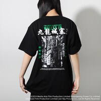 九龍城砦Tシャツ・ブラック着用イメージ