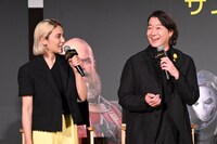 左から秋元才加、加藤浩次