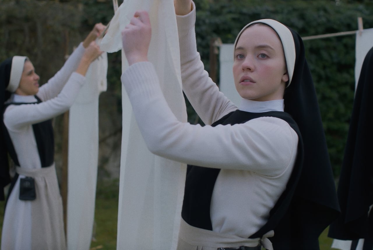 苦痛、それは愛…修道女が血まみれで絶叫するホラー映画「IMMACULATE」予告