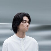 柳俊太郎が蒔田彩珠の夫役で「消滅世界」出演、脚本に衝撃受ける