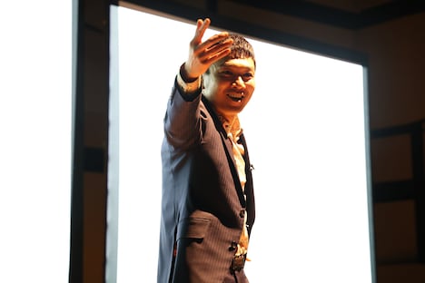 「キャンドルスティック」場面写真