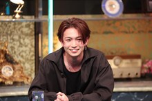 「酒のツマミになる話」より、綱啓永