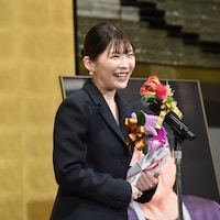 「虎に翼」が橋田賞を受賞、伊藤沙莉「お芝居そのものが好きなんだなと再確認」
