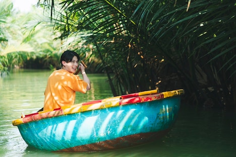 砂川脩弥 2nd写真集「By me…」収録カット（写真：カノウリョウマ）