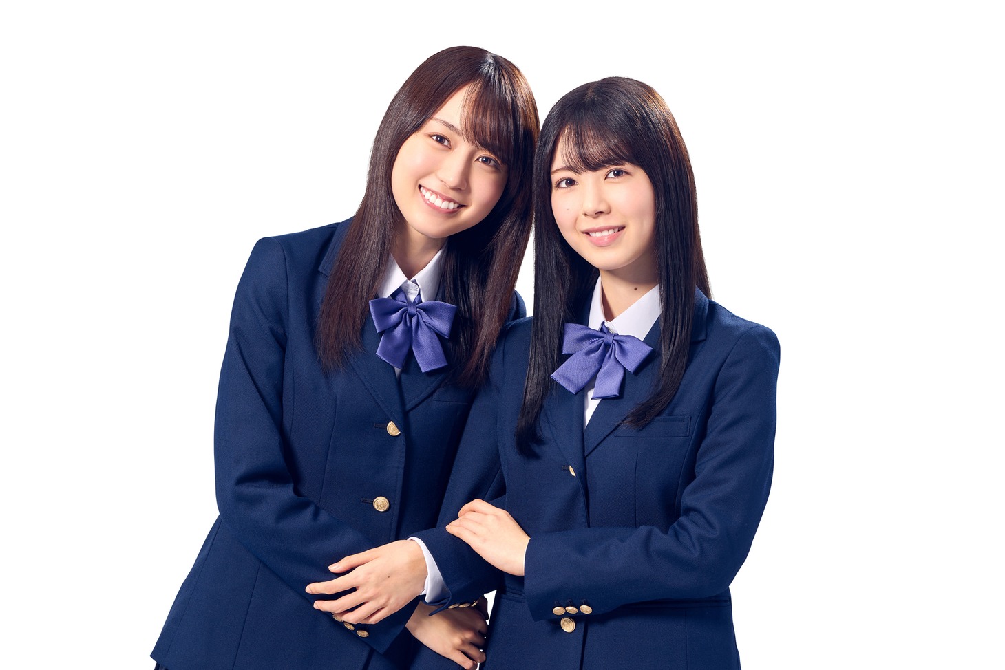 左から高嶺瑠夏役の賀喜遥香、瀬戸流歌役の筒井あやめ