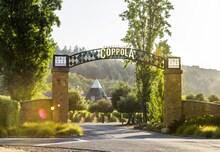 フランシス・フォード・コッポラ・ワイナリーの門