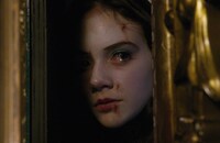 「ゴーストランドの惨劇」場面写真 ©2017 -5656 FILMS -INCIDENT PRODUCTIONS -MARS FILMS -LOGICAL PICTURES