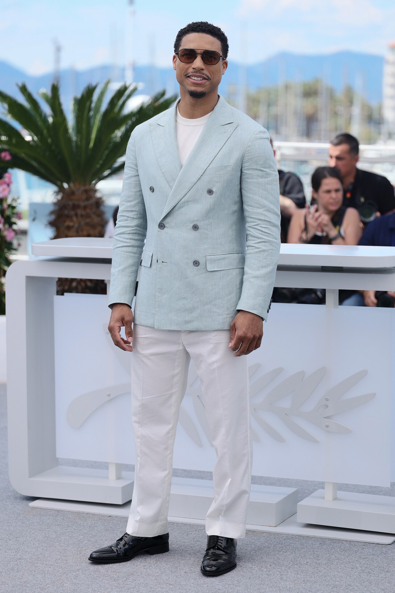 MI8_Cannes_202505_16.jpg?