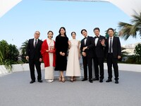 「遠い山なみの光」第78回カンヌ国際映画祭フォトコールの様子 ©︎Kazuko Wakayama