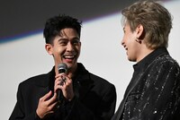 左からToey（Pongsakorn Mettarikanon）、Smart（Chisanupong Paungmanee）