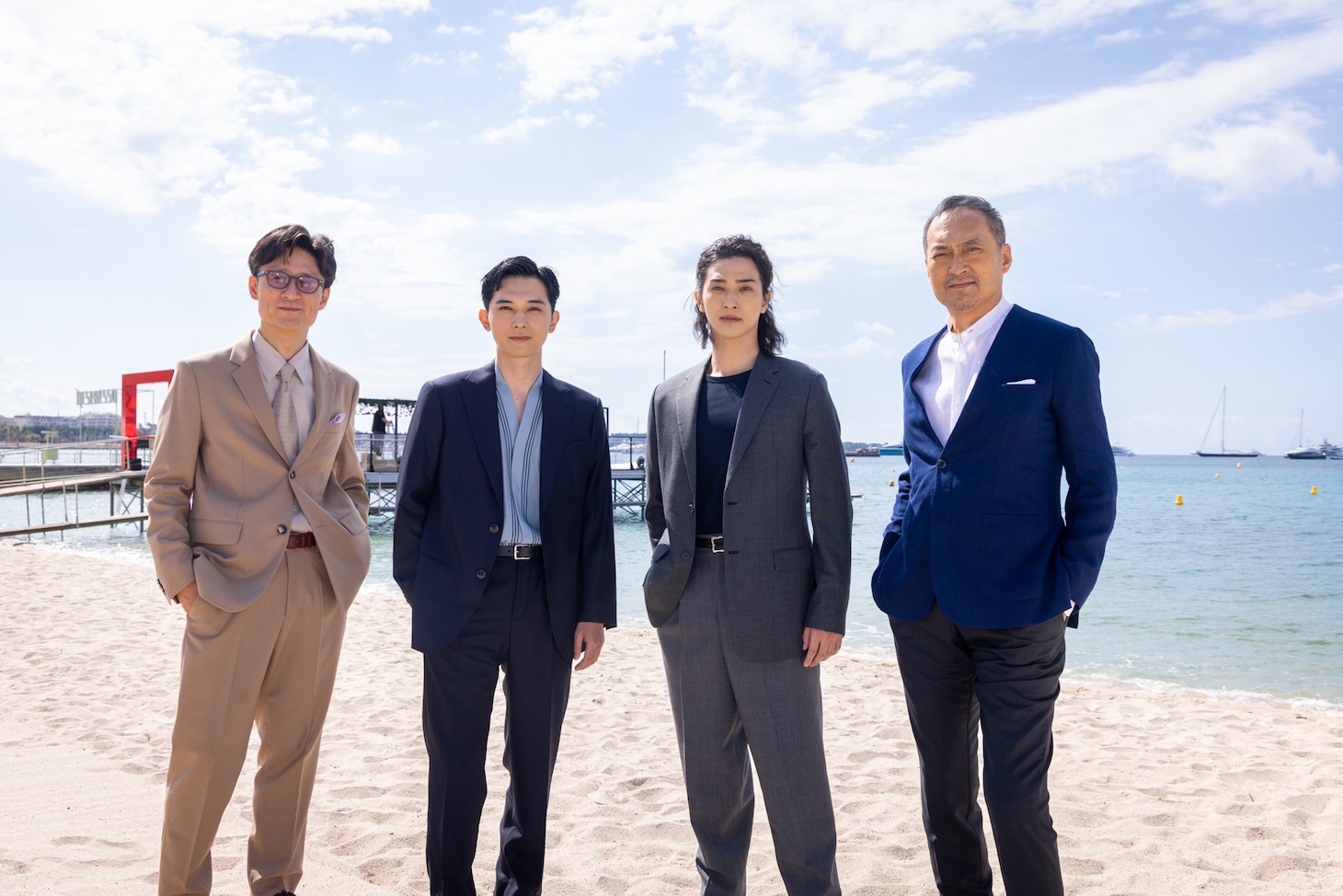 左から李相日、吉沢亮、横浜流星、渡辺謙