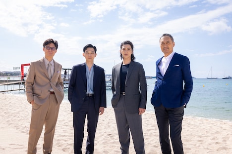 左から李相日、吉沢亮、横浜流星、渡辺謙