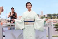 第78回カンヌ国際映画祭のフォトコールに出席した、映画「ルノワール」のキャスト・石田ひかり ©Kazuko WAKAYAMA