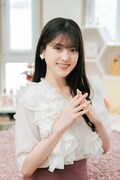 川島杏里役の松村沙友理