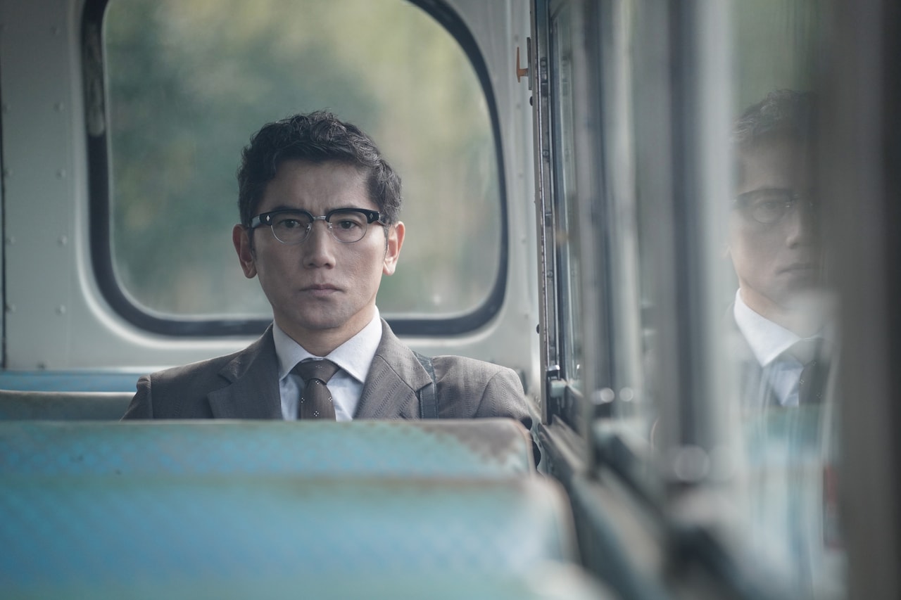 本木雅弘演じるジャーナリスト・辻原保