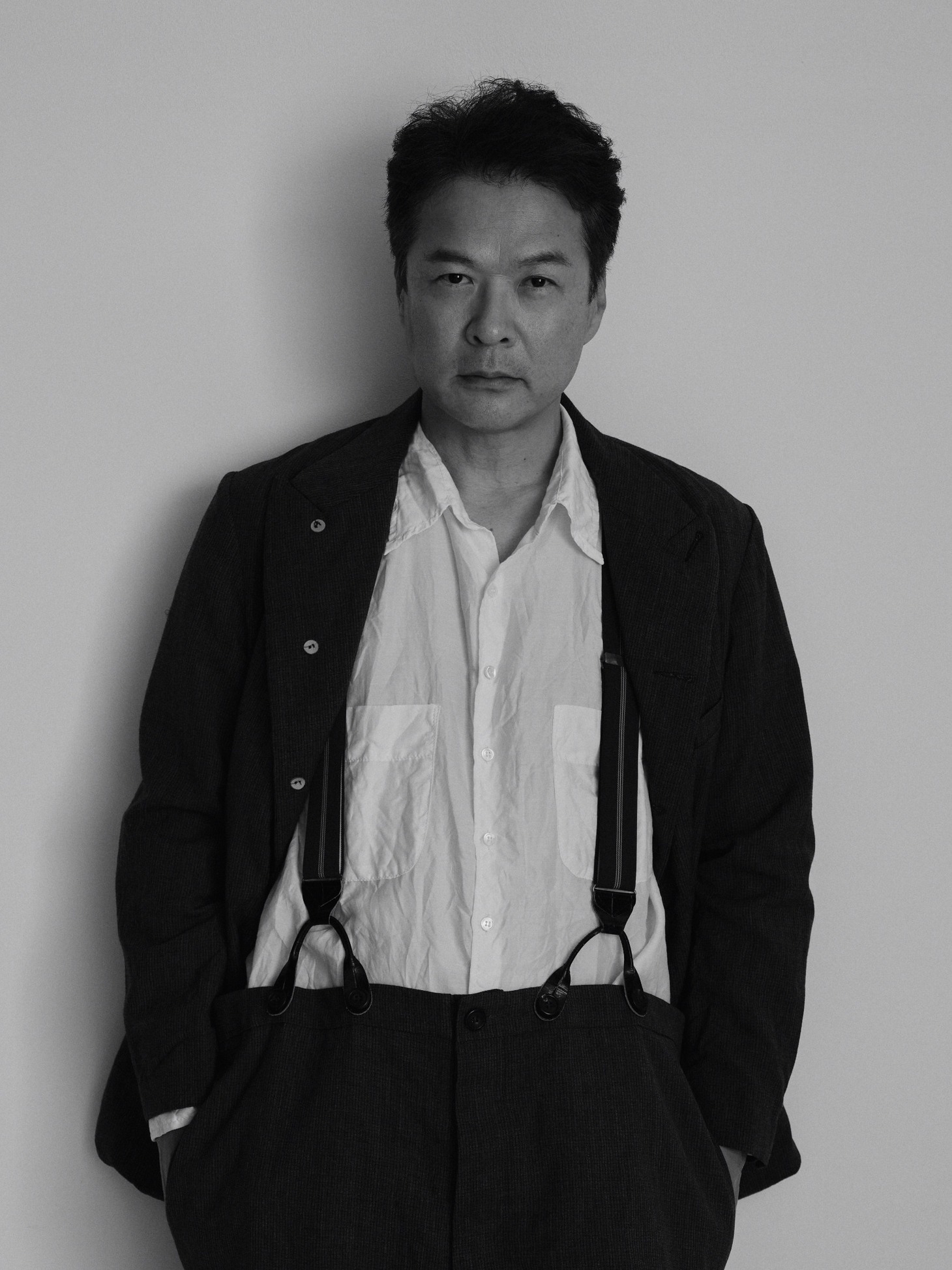 賀川満役の田中哲