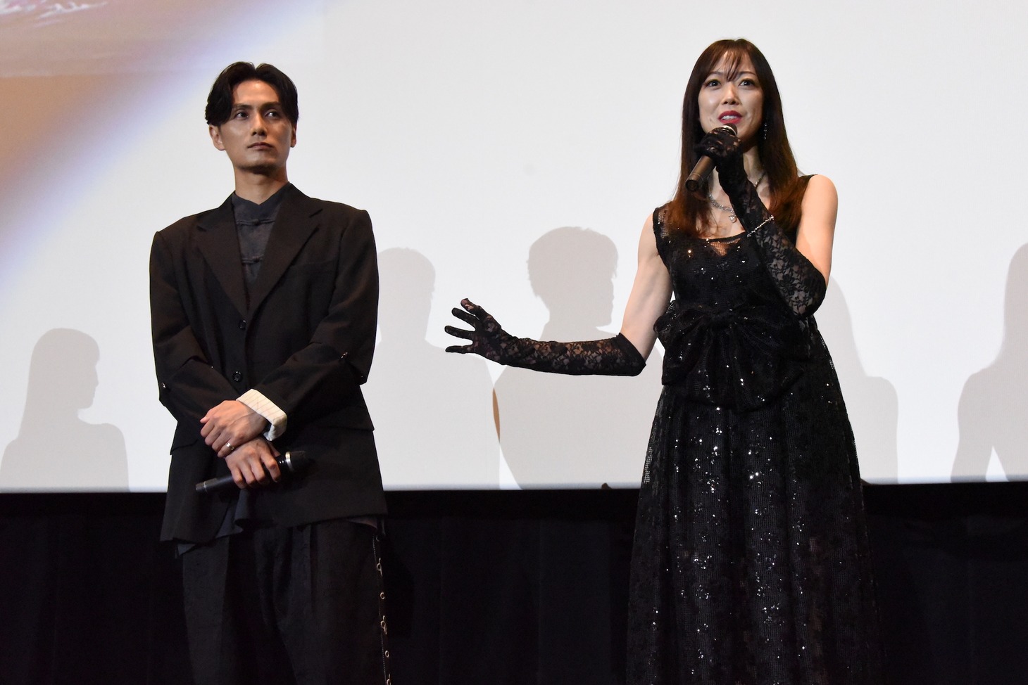 左から加藤和樹、大和悠河
