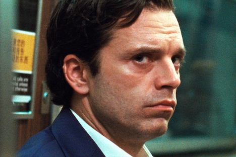 「顔を捨てた男」新場面写真