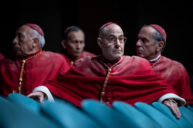 「教皇選挙」場面写真