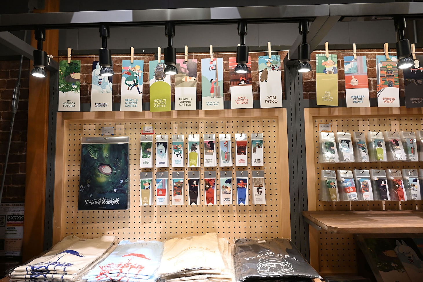 「ジブリの立体造型物展」物販の様子