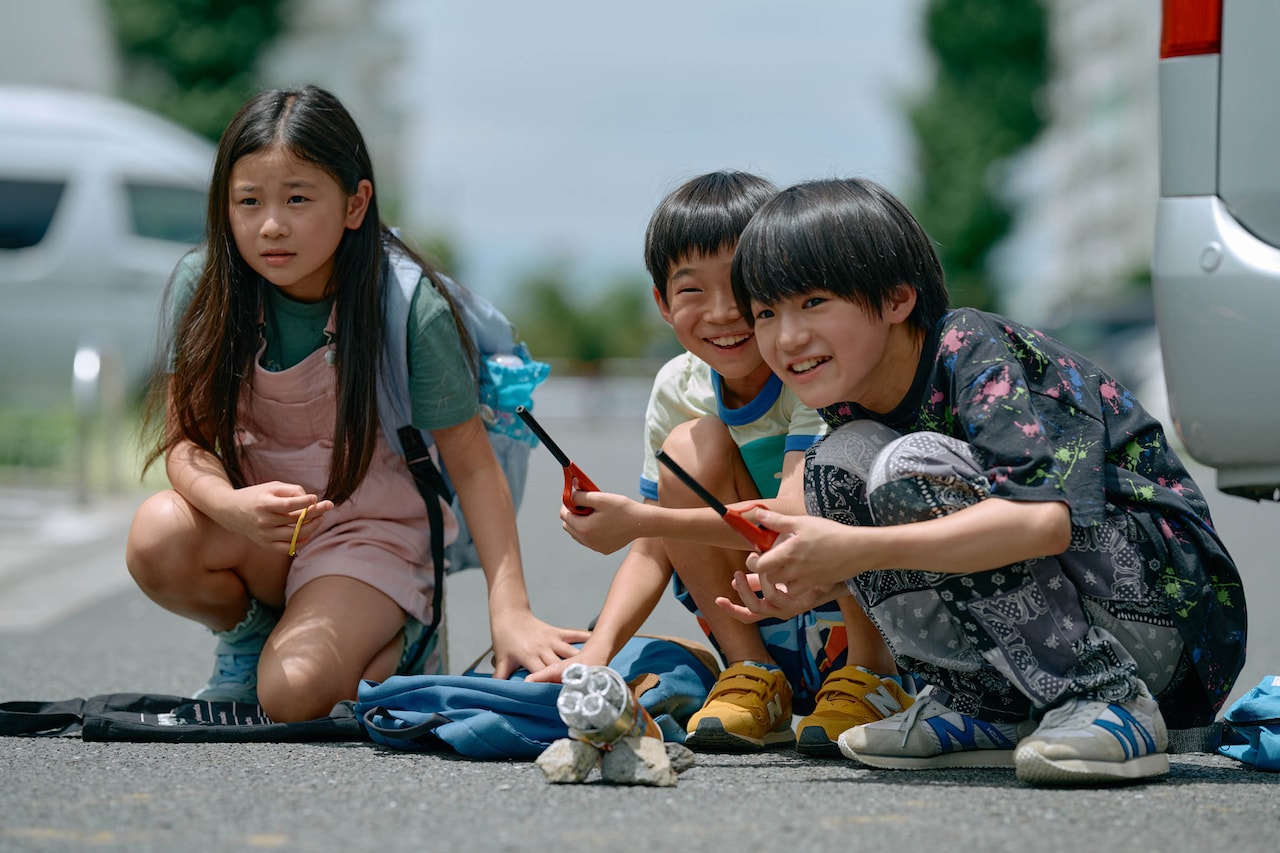 「ふつうの子ども」場面写真