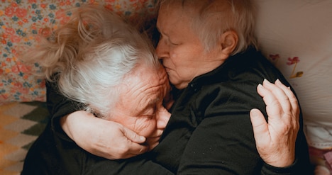 「嬉しくて死にそう」場面写真