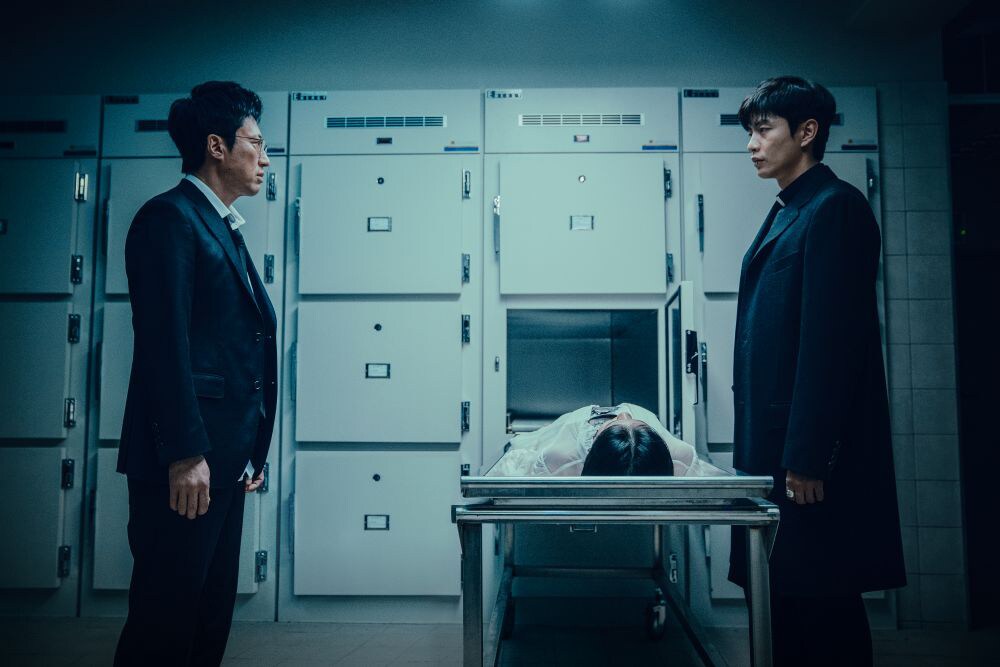パク・シニャンやイ・ミンギ共演の韓国ホラー「三日葬」公開、娘の死