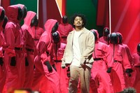 「イカゲーム」シーズン3のステージより