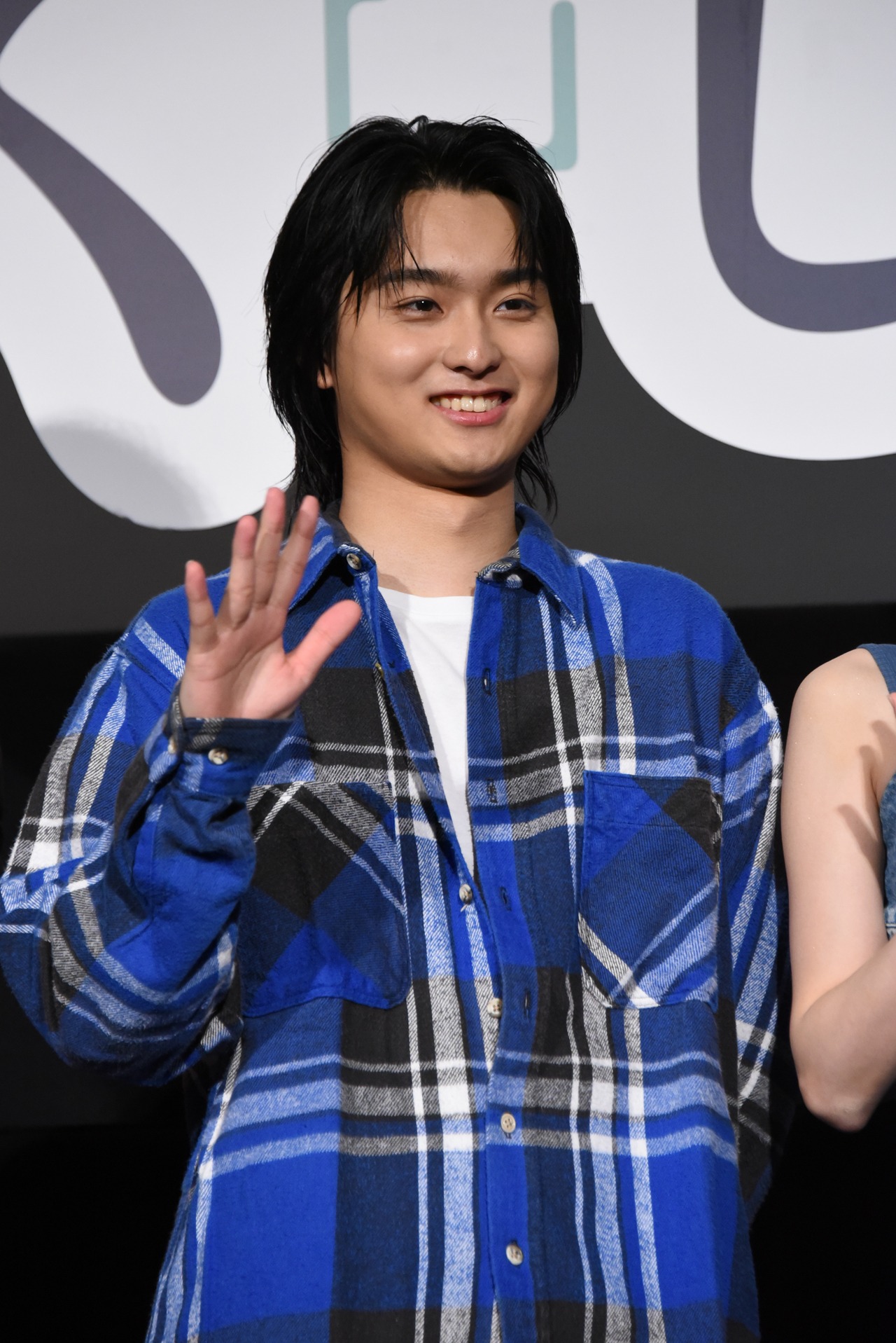 奥平大兼