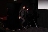 「トム走り」を会場で披露した森川智之