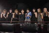 MOMONAのため、サプライズ登場したME:Iのメンバー