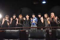 MOMONAのため、劇場に駆けつけたME:Iメンバー