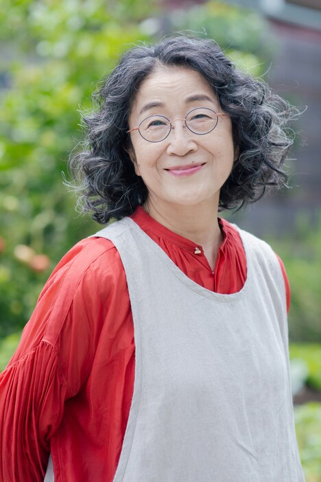 広津可乃子役の木野花