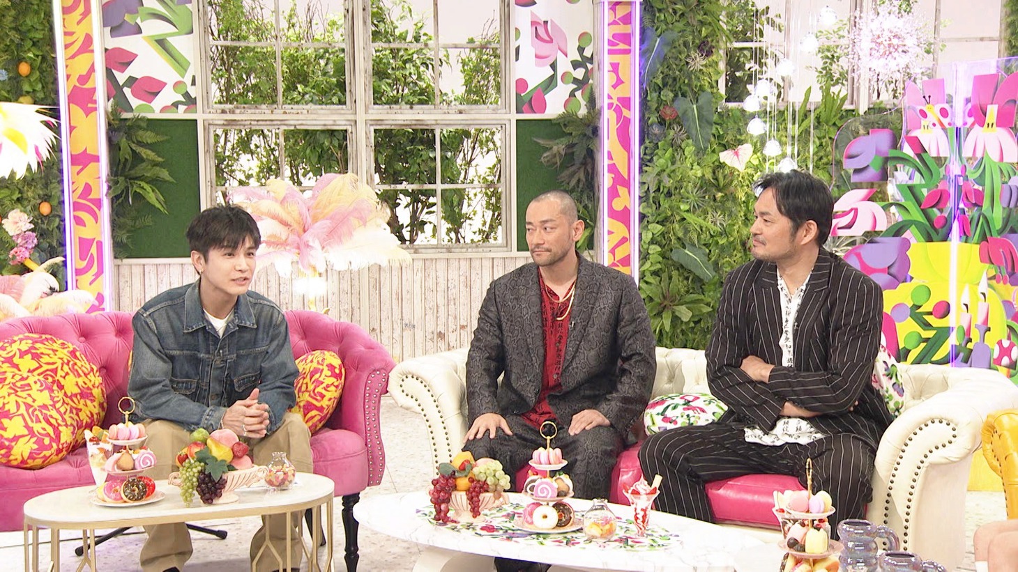 「超越ハピネス」より。左から岩田剛典、山根和馬、阿部亮平