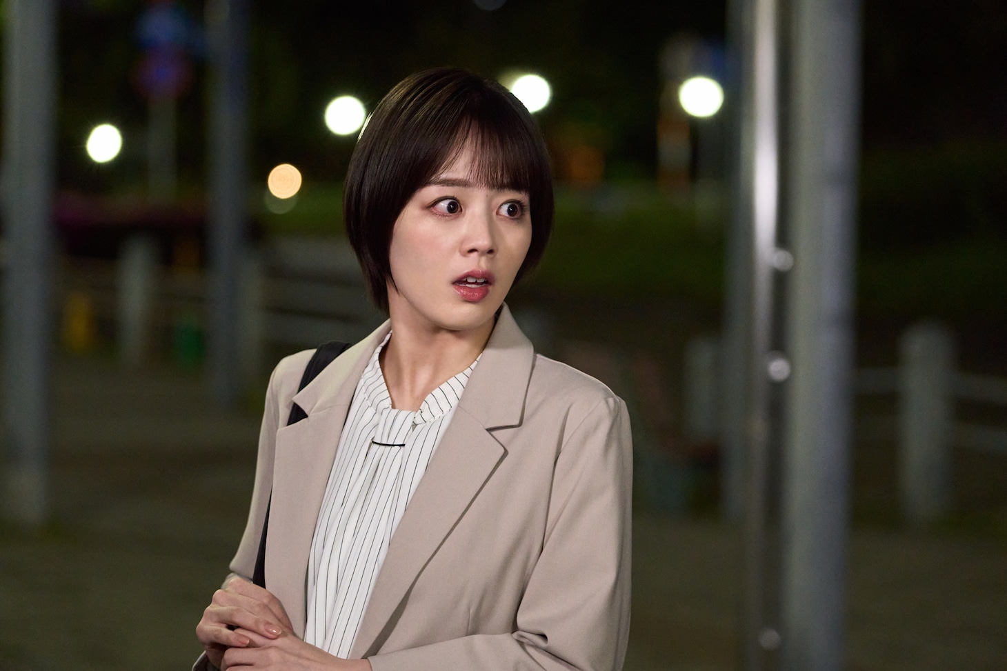 「恋愛禁止」第1話より、木村瑞帆役の伊原六花
