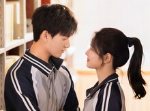 左からリー・ユンルイ（李昀鋭）演じるルー・シンイエン、シュー・ルオハン（徐若晗）演じるシェン・シンルオ