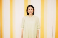 「こんばんは、朝山家です。」より、河井青葉役の河井青葉