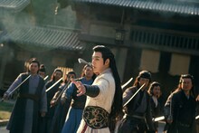 ユエン・ハオ（袁昊）演じる秦尚城（しんしょうじょう）