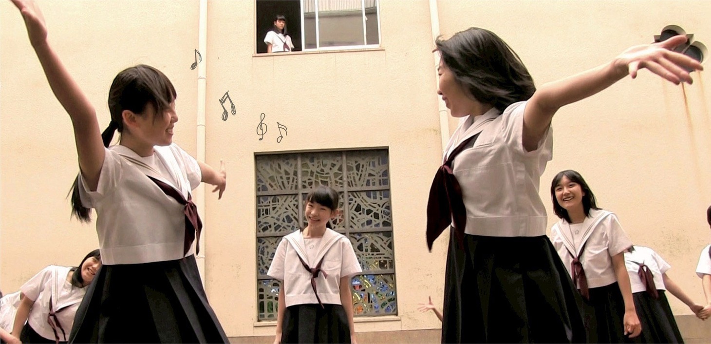 「隣人のゆくえ-あの夏の歌声-」場面写真