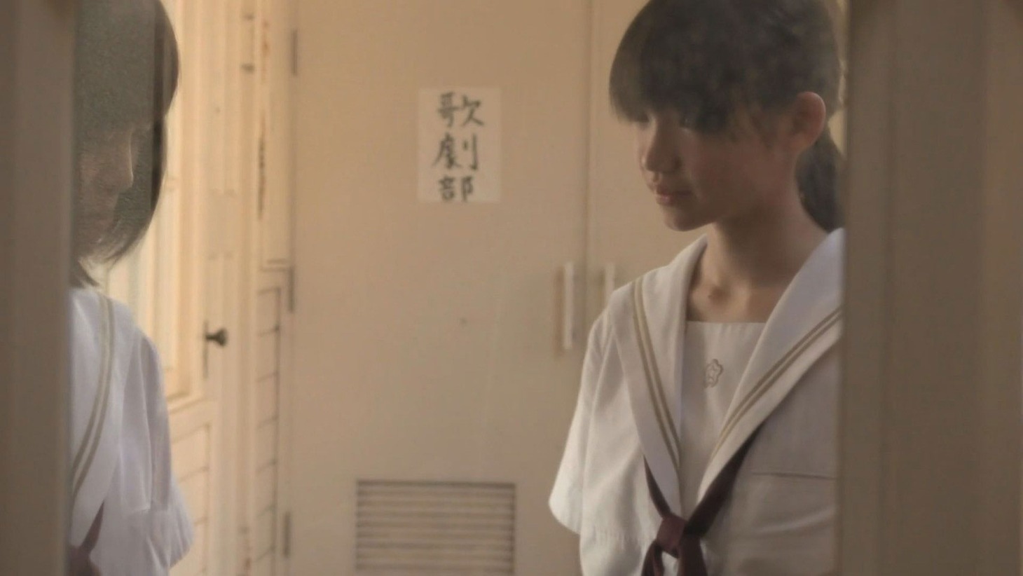 「隣人のゆくえ-あの夏の歌声-」場面写真