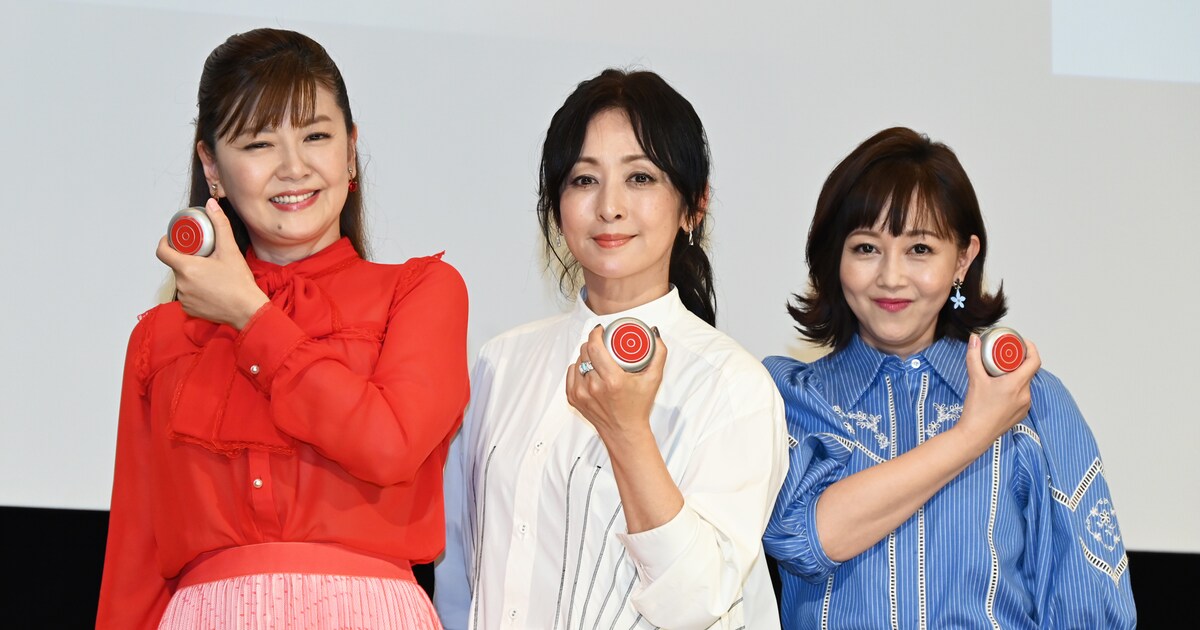 スケバン刑事」歴代主演の斉藤由貴、南野陽子、浅香唯がヨーヨーを手に 