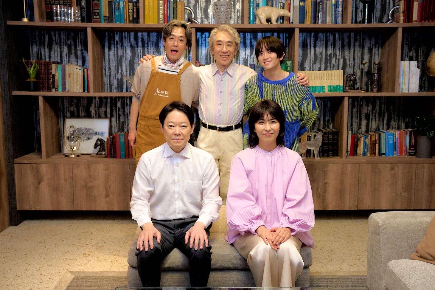 上段左から岡部たかし、段田安則、板垣李光人。下段左から阿部サダヲ、松たか子