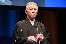 新人男優賞（南俊子賞）を受賞した本山力