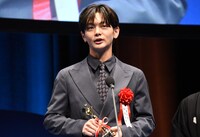 新人男優賞（南俊子賞）を受賞した齋藤潤