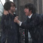 綾野剛「誇りに思う」、亀梨和也と挑んだ「でっちあげ」大雨の中での対峙シーン公開