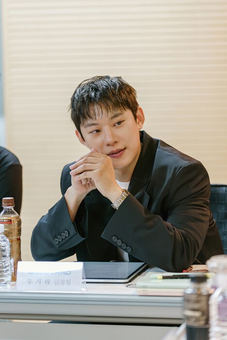 ウギ役のキム・ソンチョル