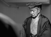 「六つの顔」場面写真