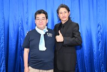左からDMAT事務局次長・近藤久禎医師、窪塚洋介