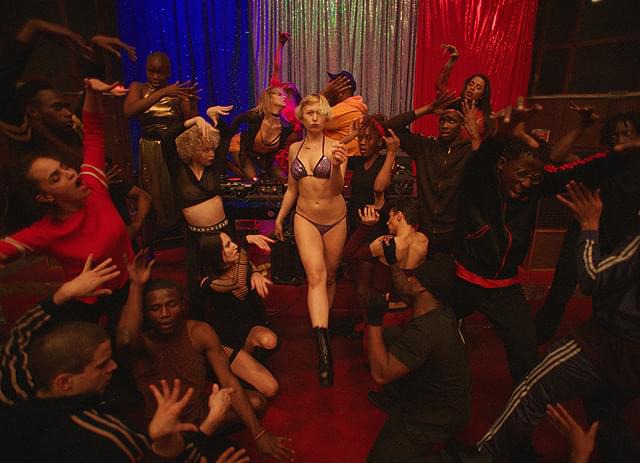 「CLIMAX クライマックス」場面写真©2018 RECTANGLE PRODUCTIONS-WILD BUNCH-LES CINEMAS DE LA ZONE-
ESKWAD-KNM-ARTE FRANCE CINEMA-ARTEMIS PRODUCTIONS